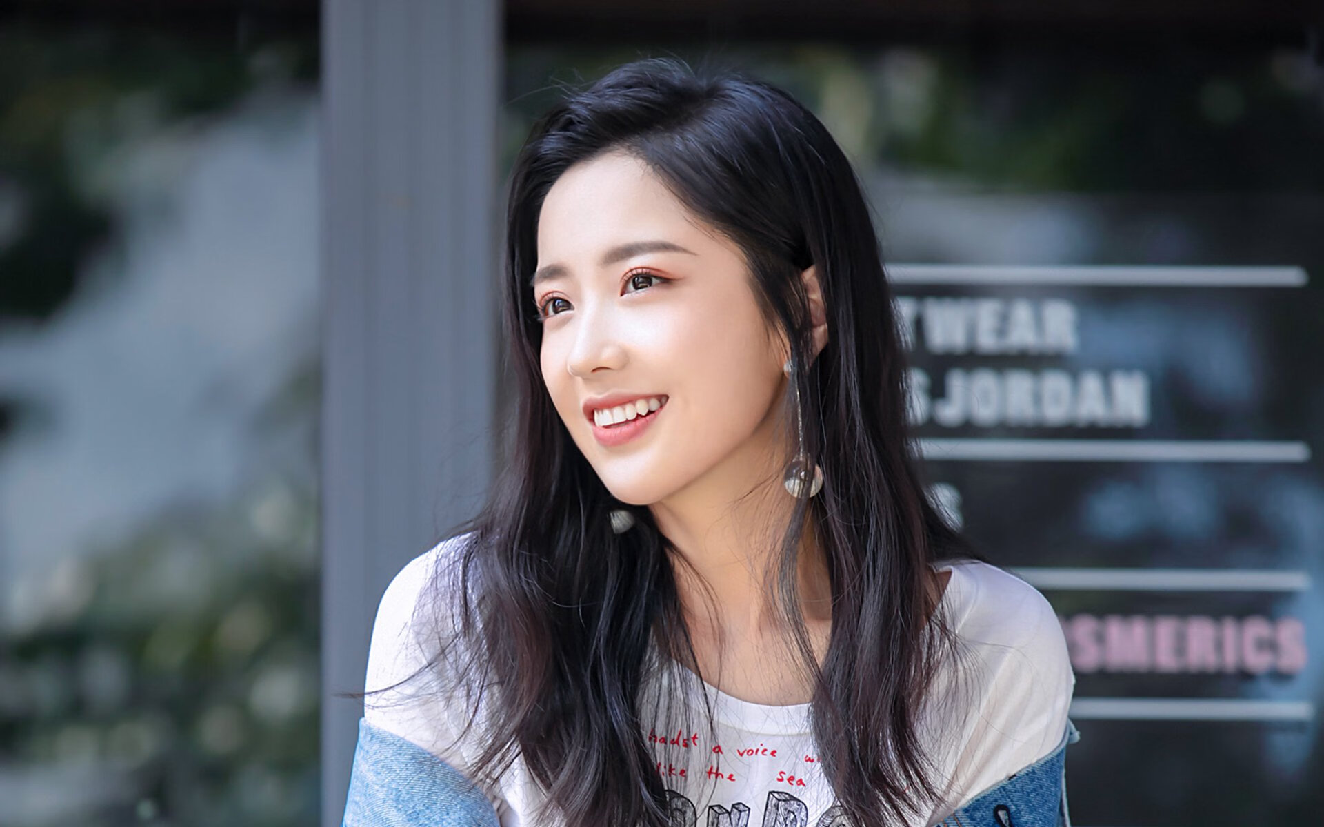 kaiyun官方入口登录-皇马新援初登场，表现平稳受到好评，皇马下赛季引援